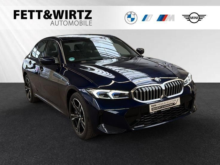 Gebraucht BMW 330e M Sport 292 PS (214 kW) 2024 Bmw individual tansanitblau metallic Limousine