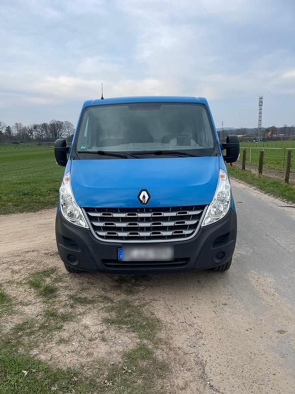 Blau Gebraucht 2013 Renault Master Van / Kleinbus | 8.750 € (Fairer Preis) - Bild 1/4