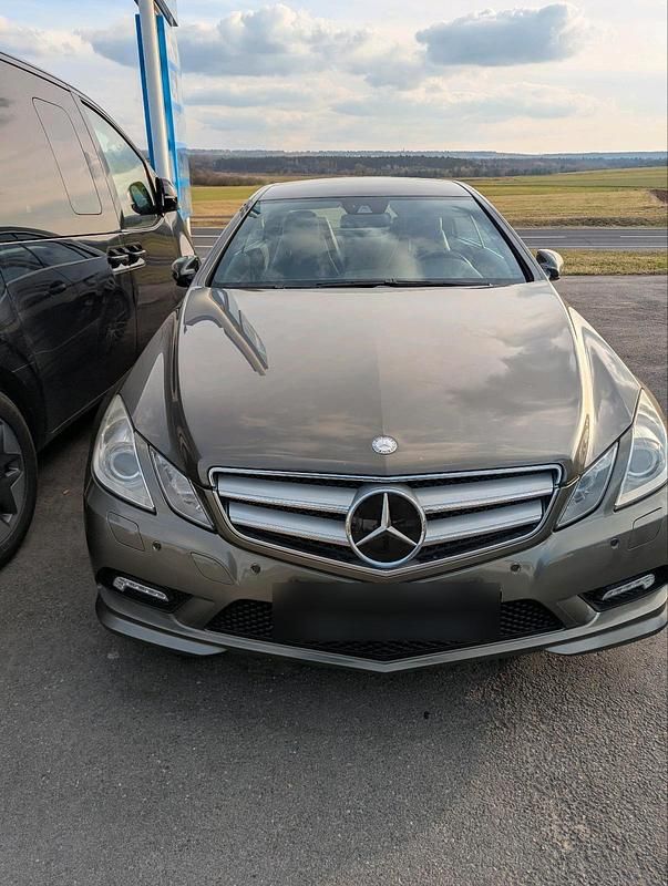 Gebraucht Mercedes E350 292 PS (214 kW) 2008 Coupé