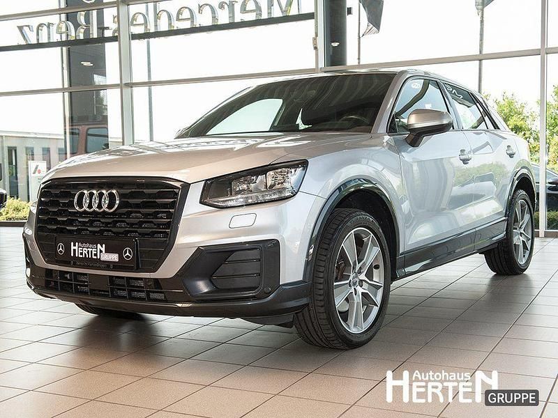 Silber Gebraucht 2020 Audi Q2 Design SUV | 20.800 € (Fairer Preis) - Bild 1/4