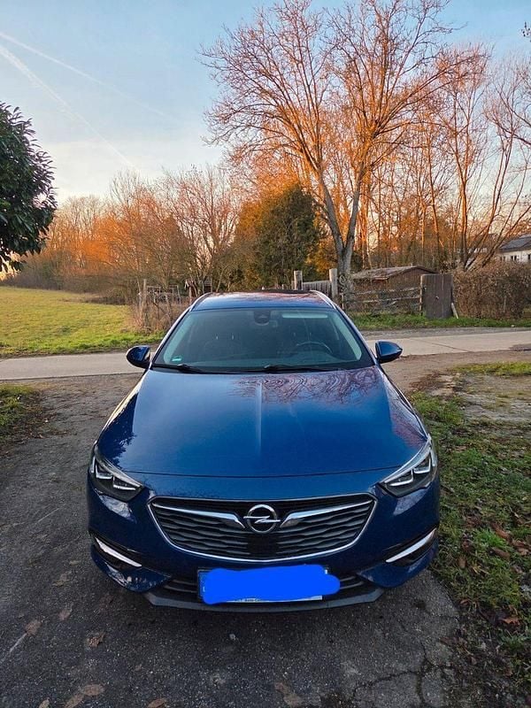 Blau Gebraucht 2018 Opel Insignia Business Edition Kombi | 12.400 € (Fairer Preis) - Bild 1/4