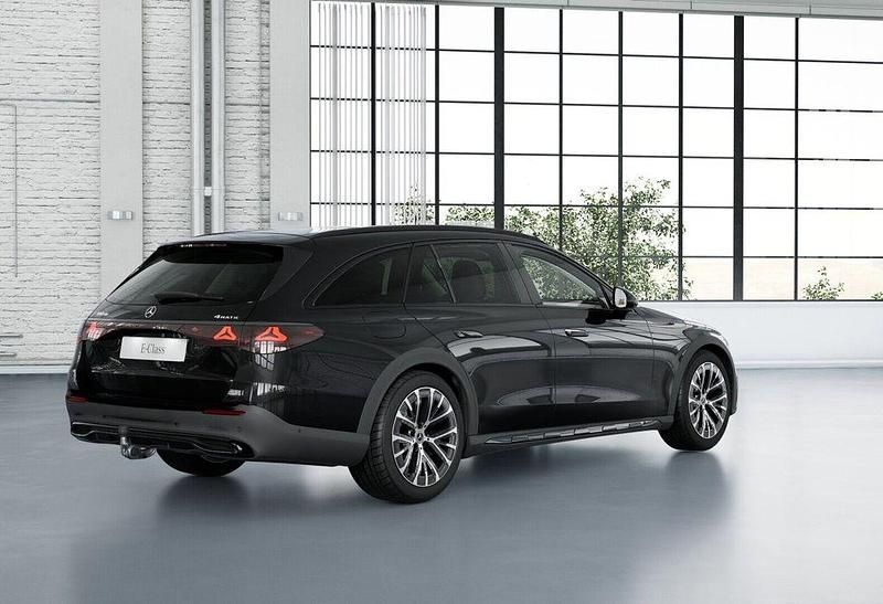 Gebraucht Mercedes E300 Night 197 PS (144 kW) 2025 Schwarz Limousine