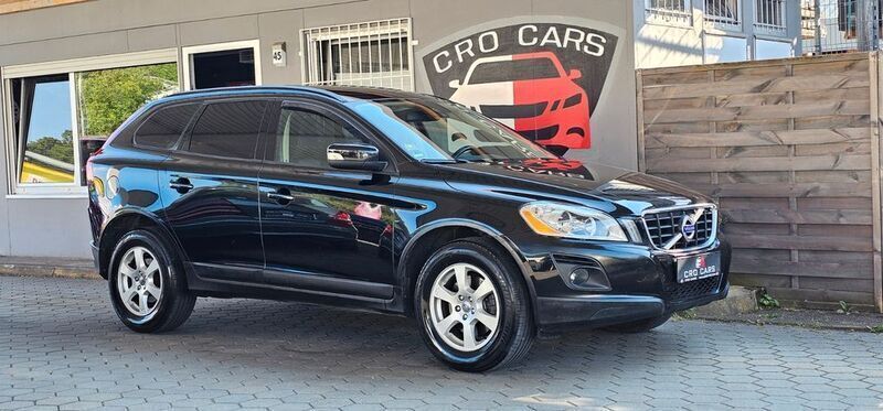 Schwarz Gebraucht 2010 Volvo XC60 Kinetic SUV | 7.900 € (Fairer Preis) - Bild 1/4