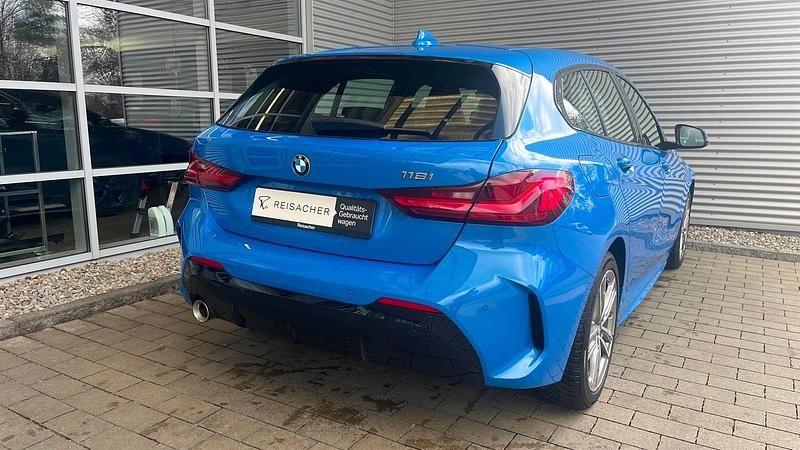Gebraucht BMW 118 Efficient Dynamics 136 PS (100 kW) 2023 Misano blau metallic Kleinwagen