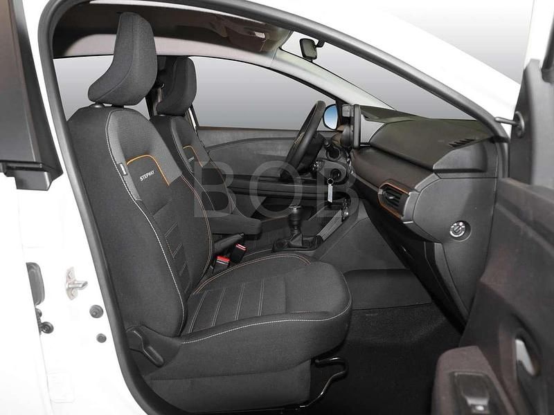 Gebraucht Dacia Sandero Stepway 101 PS (74 kW) 2021 Weiß Kleinwagen