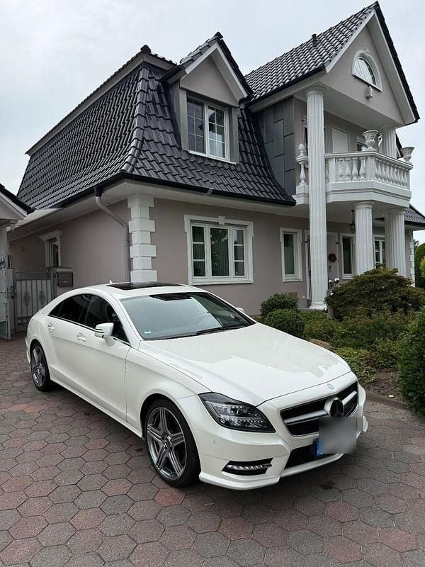 Weiß Gebraucht 2013 Mercedes CLS500 AMG Coupé | 32.900 € (Guter Preis) - Bild 1/4