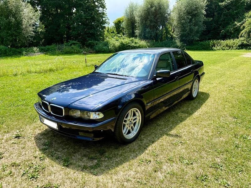 Blau Gebraucht 2000 BMW 740 M Sport Limousine | 24.600 € (Teuer) - Bild 1/4
