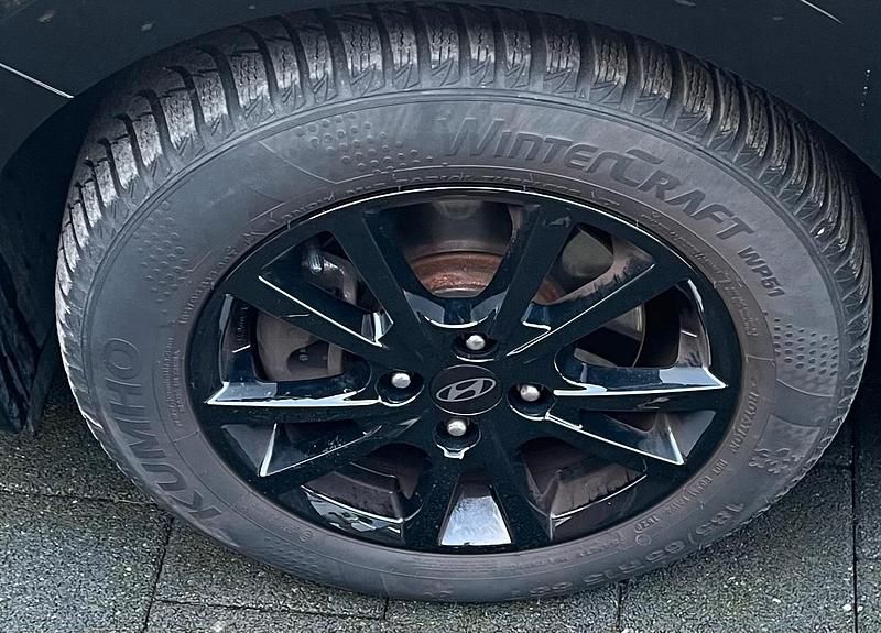 Gebraucht Hyundai i20 Active 101 PS (74 kW) 2020 Schwarz Kleinwagen