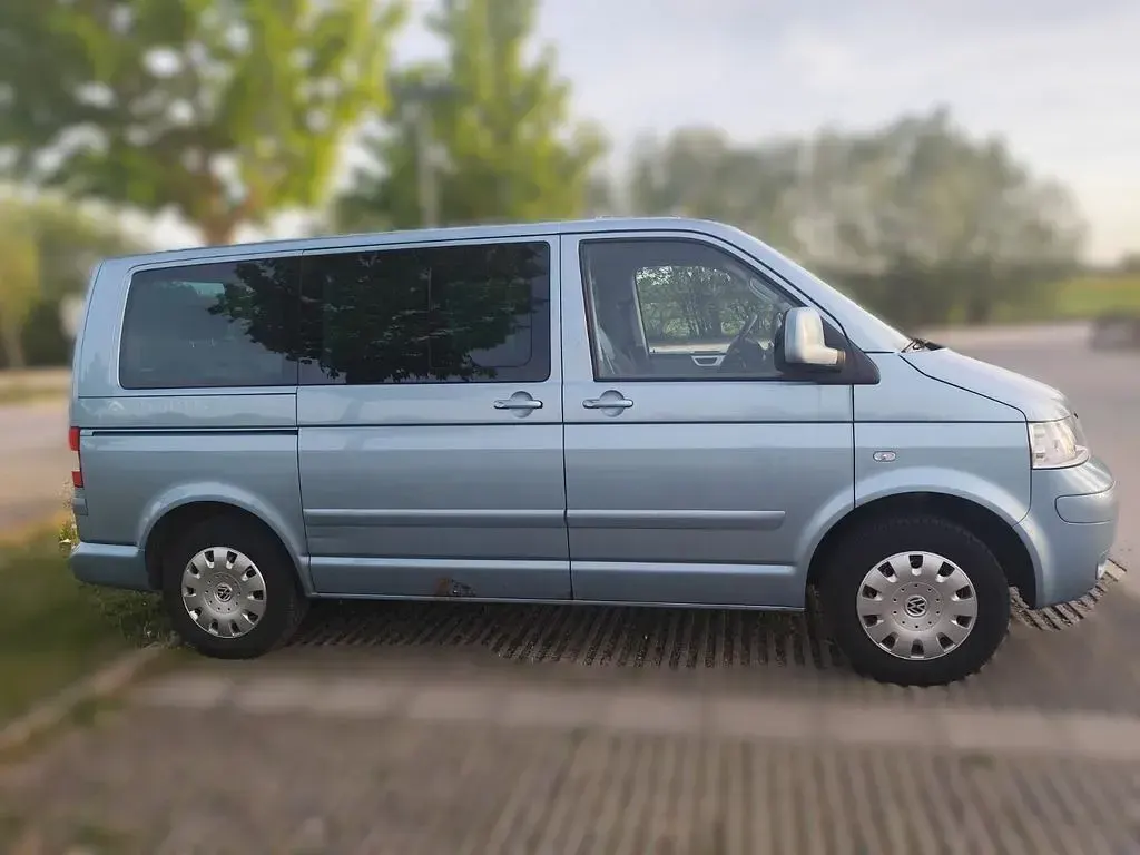 Gebraucht VW T5 131 PS (96 kW) 2006 Blau Van