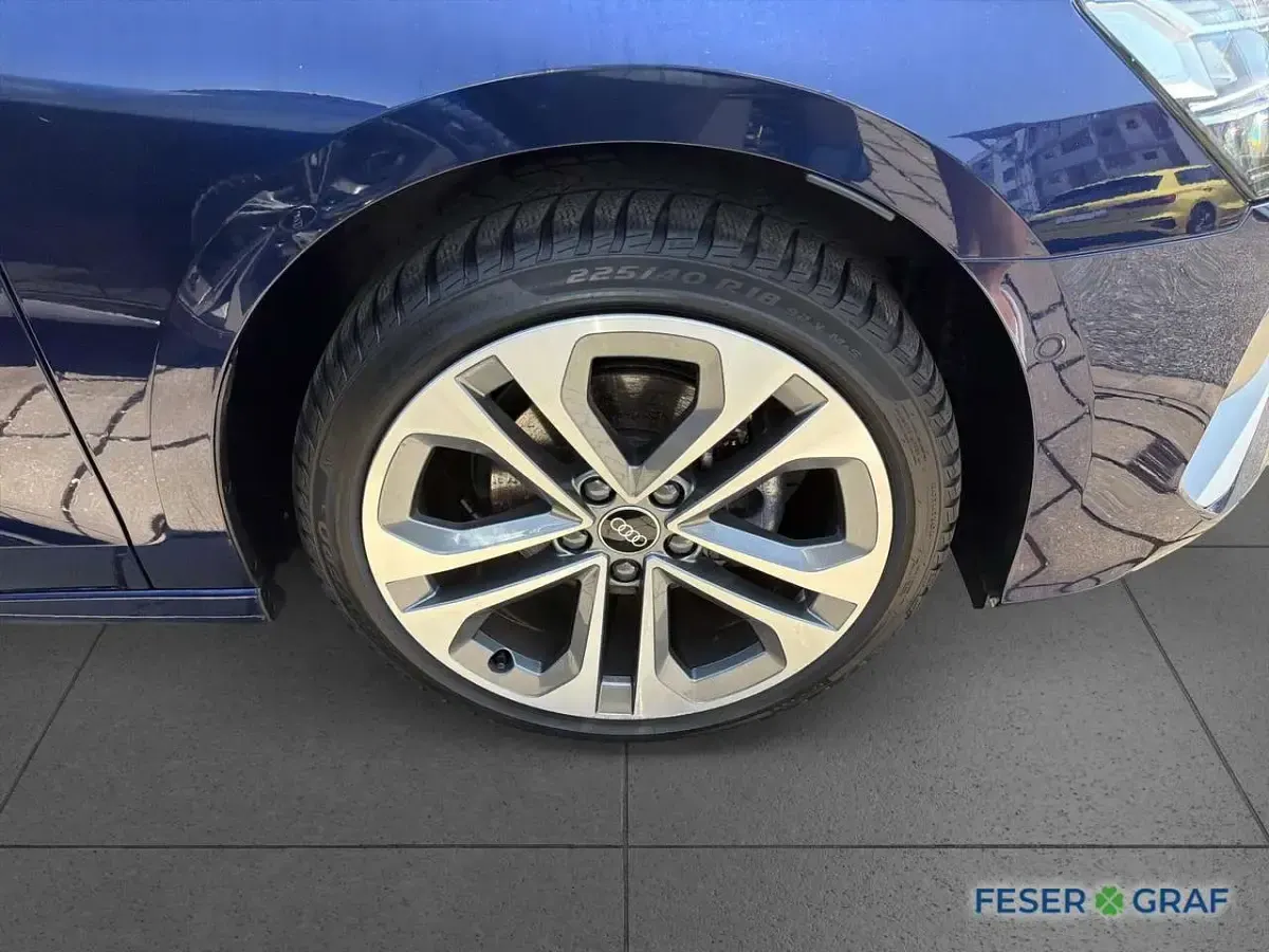 Gebraucht Audi A3 Ambiente 150 PS (110 kW) 2025 Navarrablau metallic Limousine