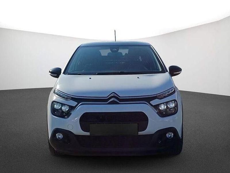 Używany Citroën C3 Shine 82 KM (60 kW) 2022 Biały Hatchback