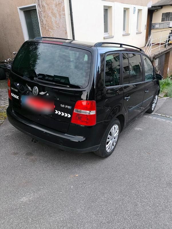 Gebraucht VW Touran 115 PS (84 kW) 2005 Schwarz Van / Kleinbus