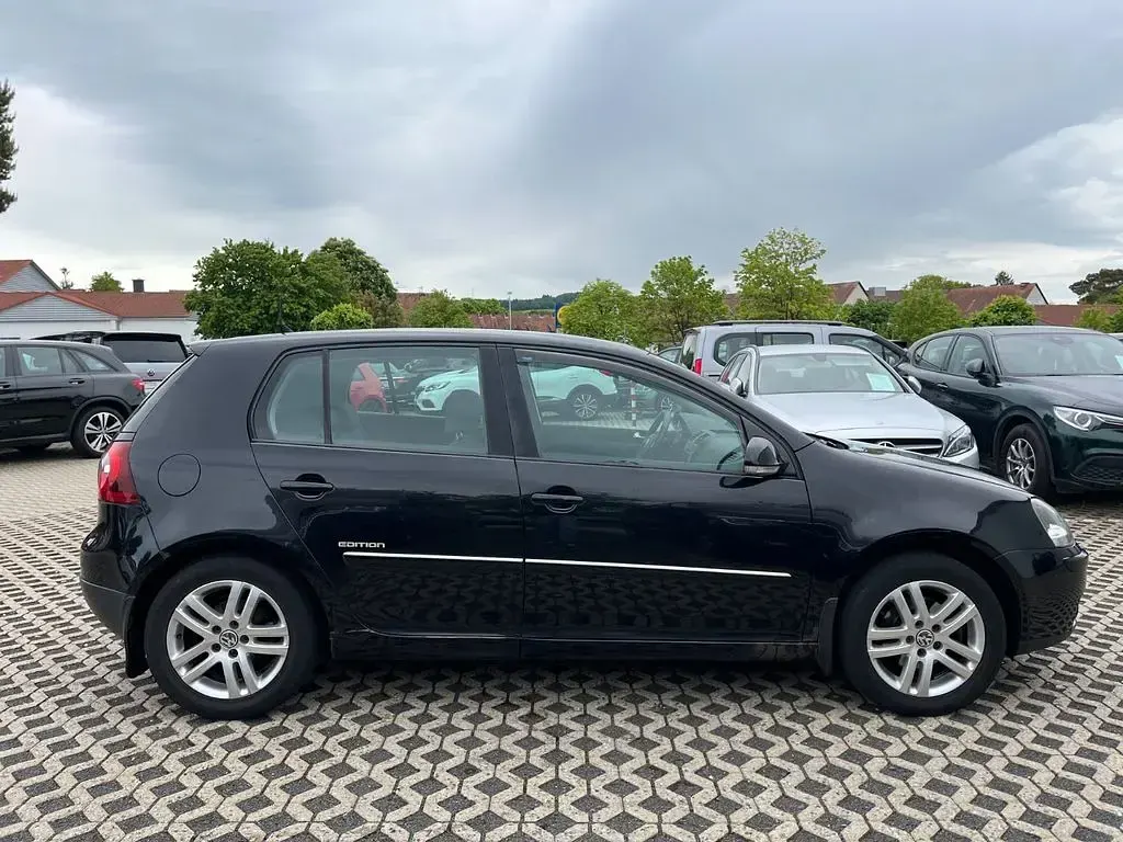 Gebraucht VW Golf V Edition 80 PS (58 kW) 2008 Schwarz Kleinwagen