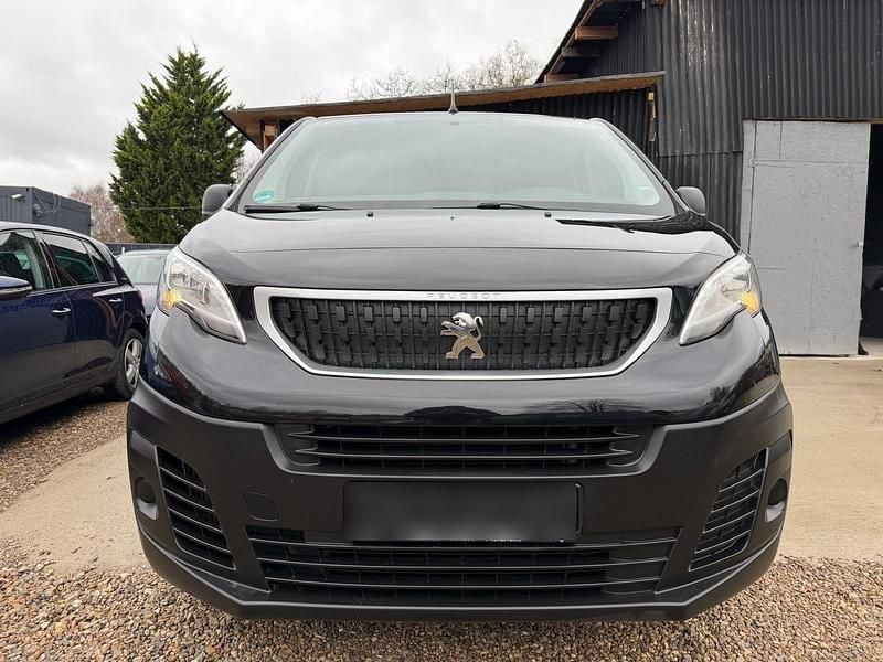 Usado Peugeot Expert 95 CV (69 kW) 2017 Negro Van