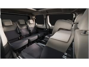 Neu VW Multivan 177 PS (130 kW) 2026 Grau (pure grey) Van