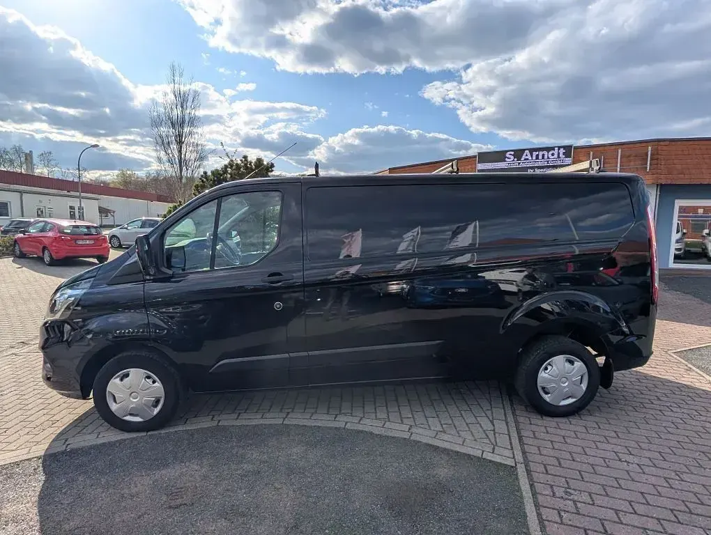 Occasion Ford Transit Custom Trend 131 ch (96 kW) 2022 Noir Pick-up