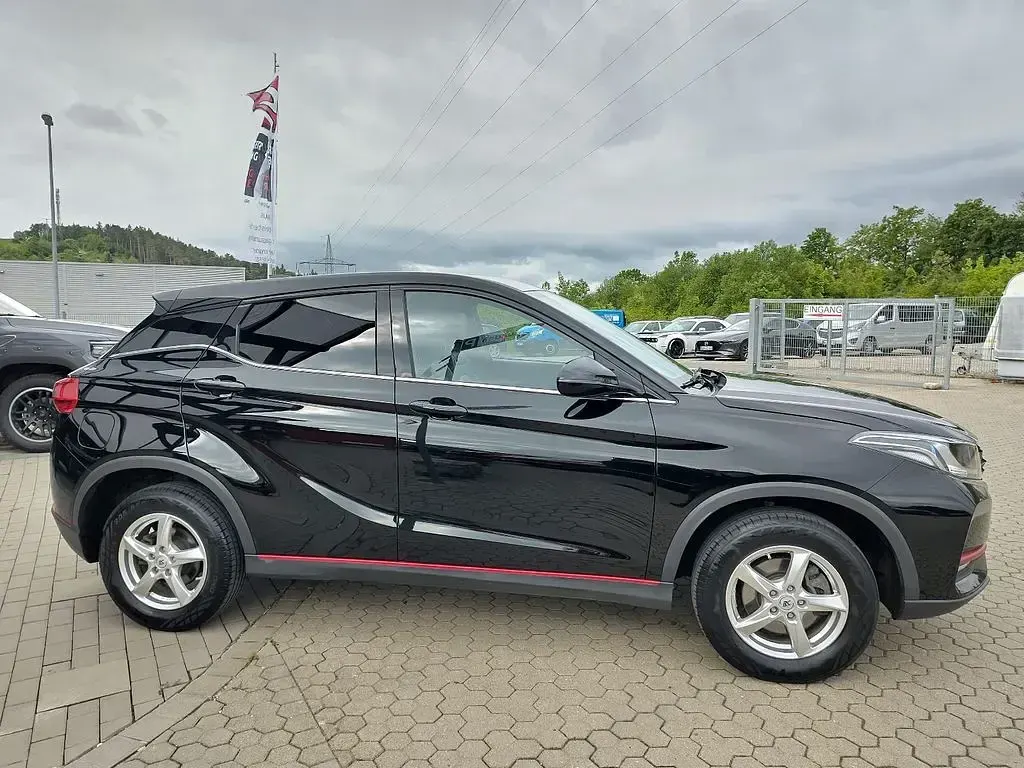 Gebraucht DFSK Fengon 106 PS (77 kW) 2022 Schwarz SUV