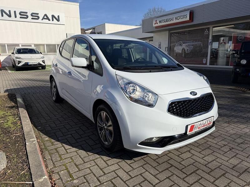 Gebraucht Kia Venga DREAM-TEAM Edition 90 PS (66 kW) 2018 Weiß Kleinwagen