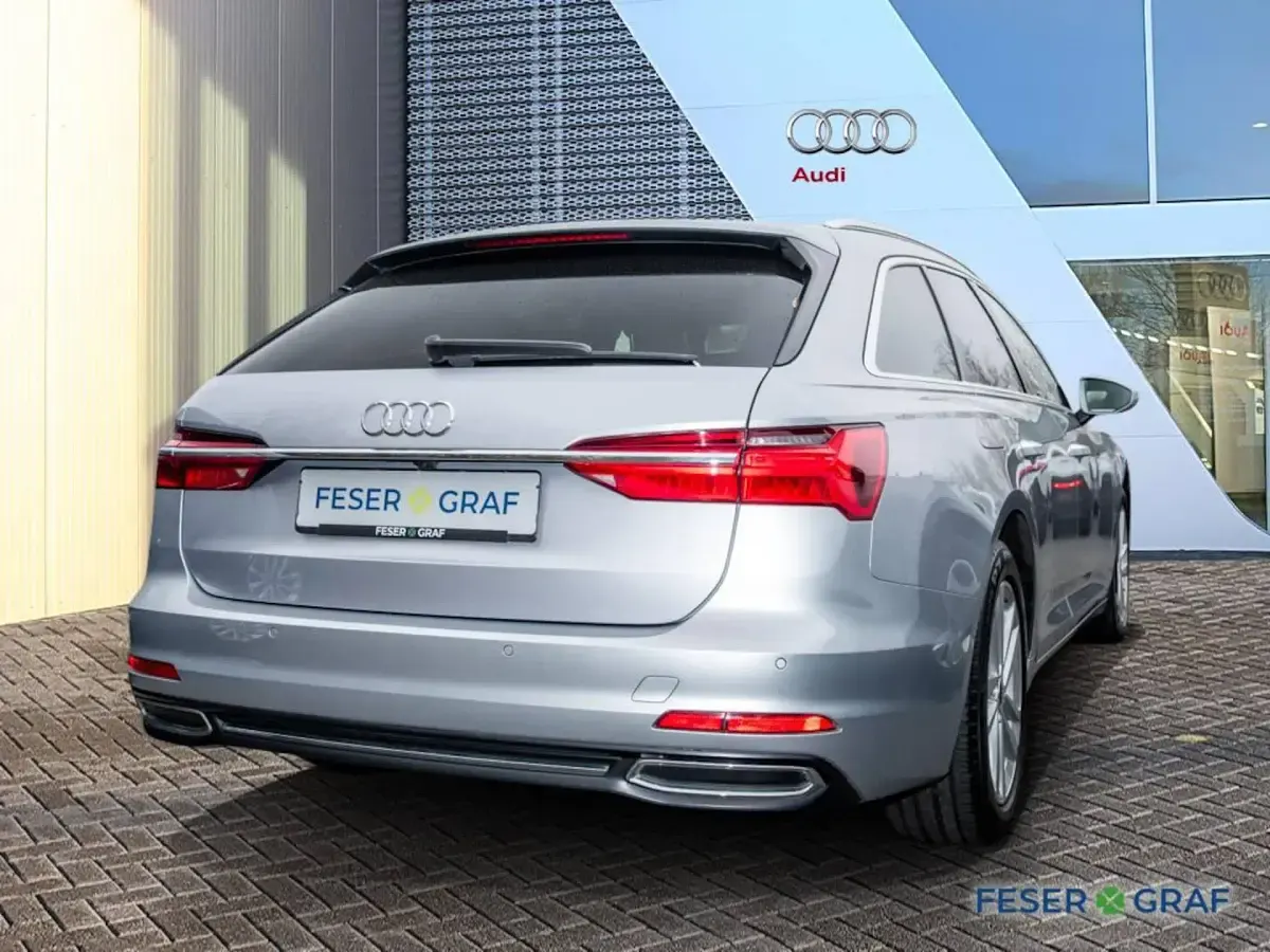 Gebraucht Audi A6 Ambiente 204 PS (150 kW) 2022 Florettsilber metallic Kombi