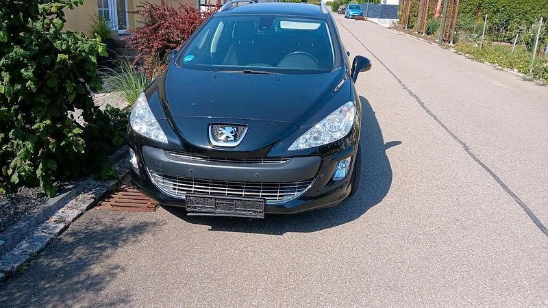 Schwarz Gebraucht 2010 Peugeot 308 Kombi | 3.500 € - Bild 1/4