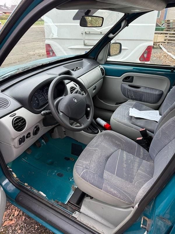 Gebraucht Renault Kangoo 82 PS (60 kW) 2004 Grün Van / Kleinbus
