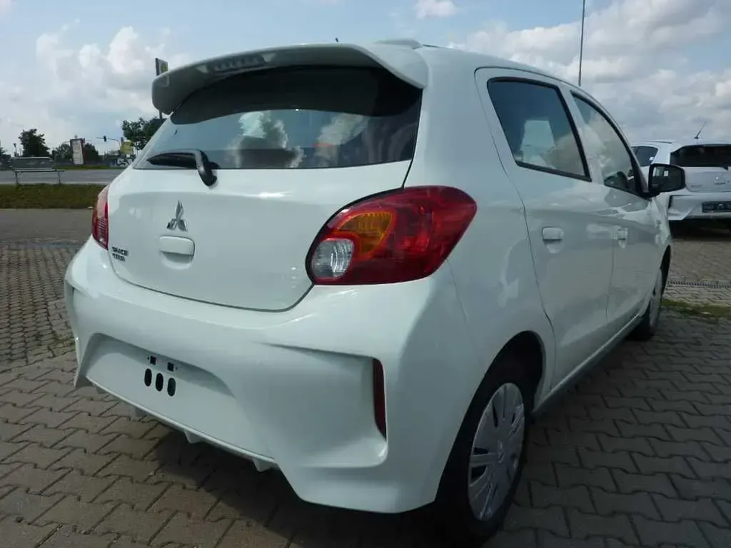 Neu Mitsubishi Space Star Select 71 PS (52 kW) 2025 Weiß Kleinwagen