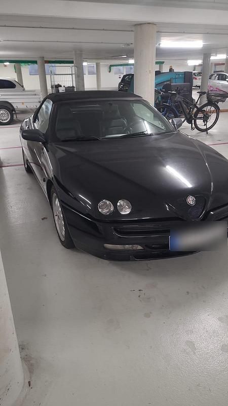 Gebraucht Alfa Romeo Spider 150 PS (110 kW) 1997 Schwarz Cabrio