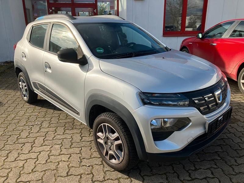 Weiß Gebraucht 2021 Dacia Spring Comfort Kleinwagen | 9.888 € (Fairer Preis) - Bild 1/4