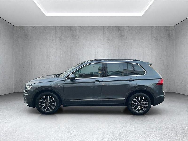 Gebraucht VW Tiguan Comfortline 150 PS (110 kW) 2019 Grau SUV