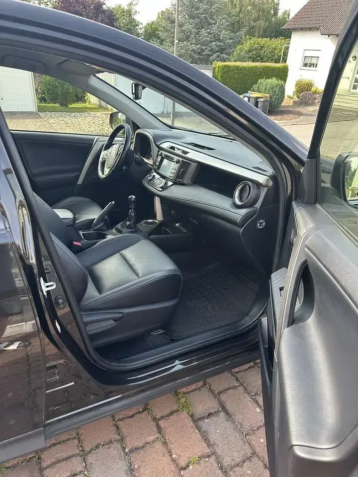 Gebraucht Toyota RAV4 Executive 150 PS (110 kW) 2015 Braun SUV