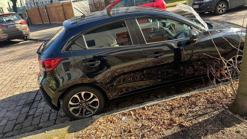 Gebraucht Mazda 2 90 PS (66 kW) 2018 Schwarz Limousine