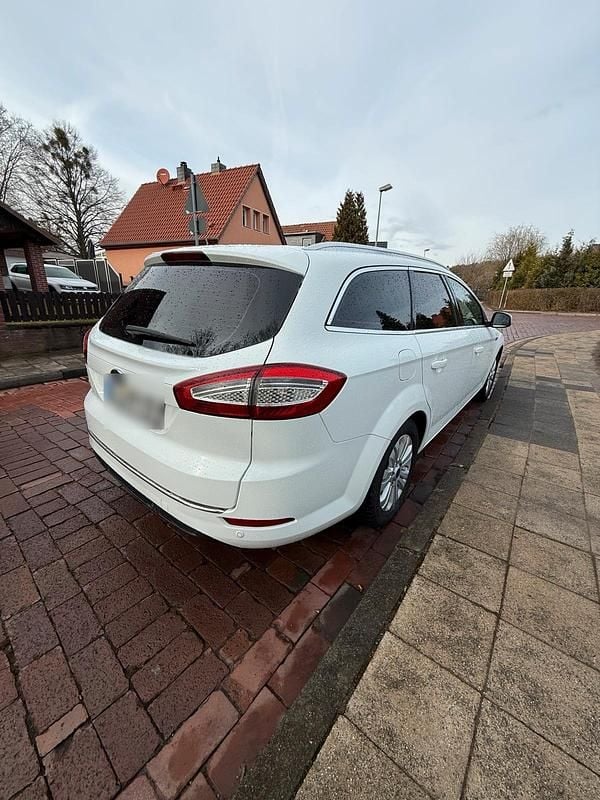 Usata Ford Mondeo 140 CV (102 kW) 2014 Bianco Station wagon