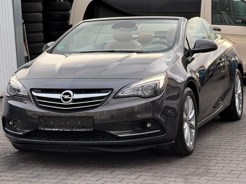 Gebraucht Opel Cascada Innovation 165 PS (121 kW) 2013 Grau Cabrio