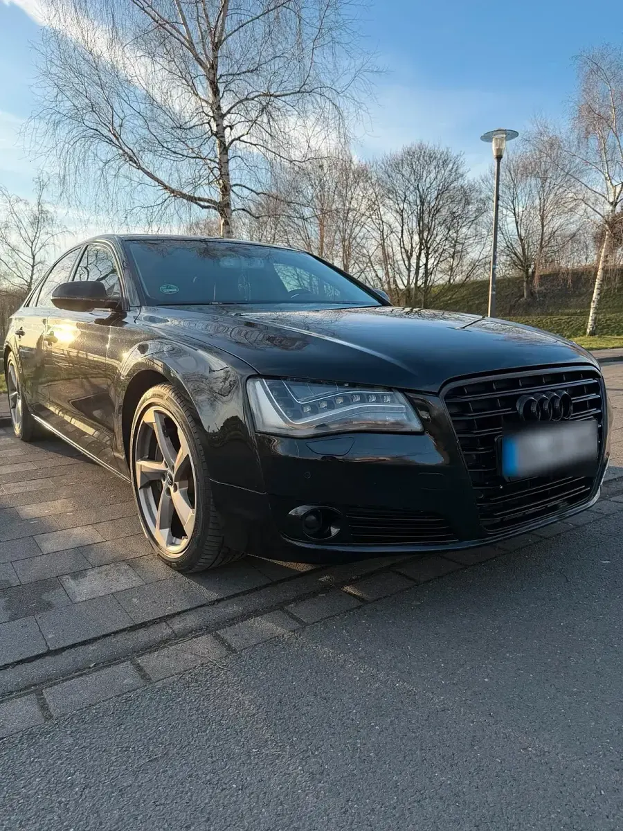 Gebraucht Audi A8 351 PS (258 kW) 2010 Schwarz Limousine