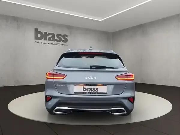 Neu Kia Ceed 150 PS (110 kW) 2026 Lunarsilber met. Kleinwagen