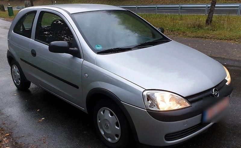 Gebraucht Opel Corsa 58 PS (42 kW) 2001 Silber Kleinwagen