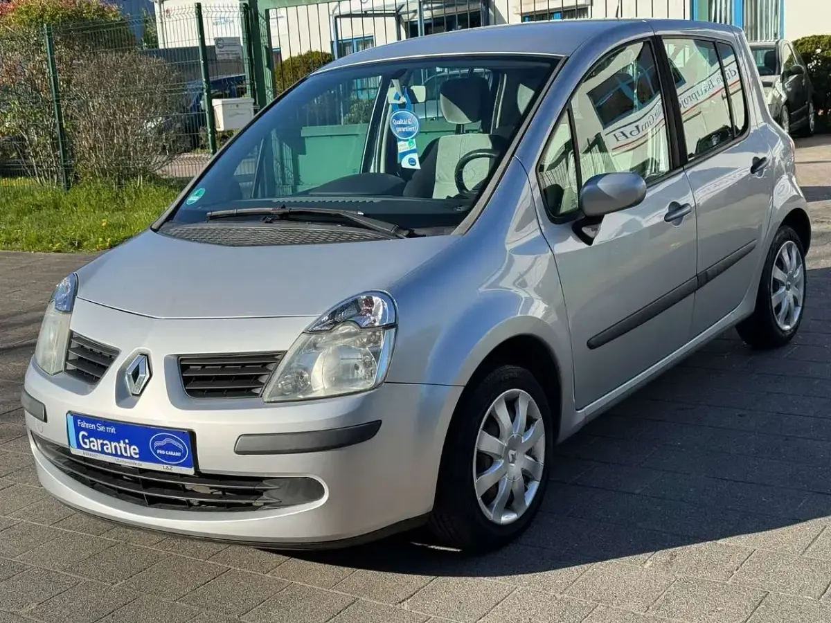 Usata Renault Modus 75 CV (55 kW) 2007 Grigio Monovolume