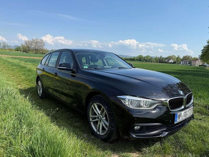 Usata BMW 320 Advantage 190 CV (139 kW) 2017 Nero Station wagon