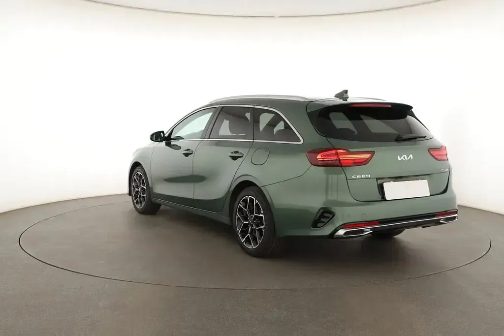 Gebraucht Kia Ceed GT GT-Line 140 PS (102 kW) 2025 Grün Kombi