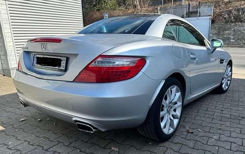 Gebraucht Mercedes SLK200 184 PS (135 kW) 2013 Silber Cabrio