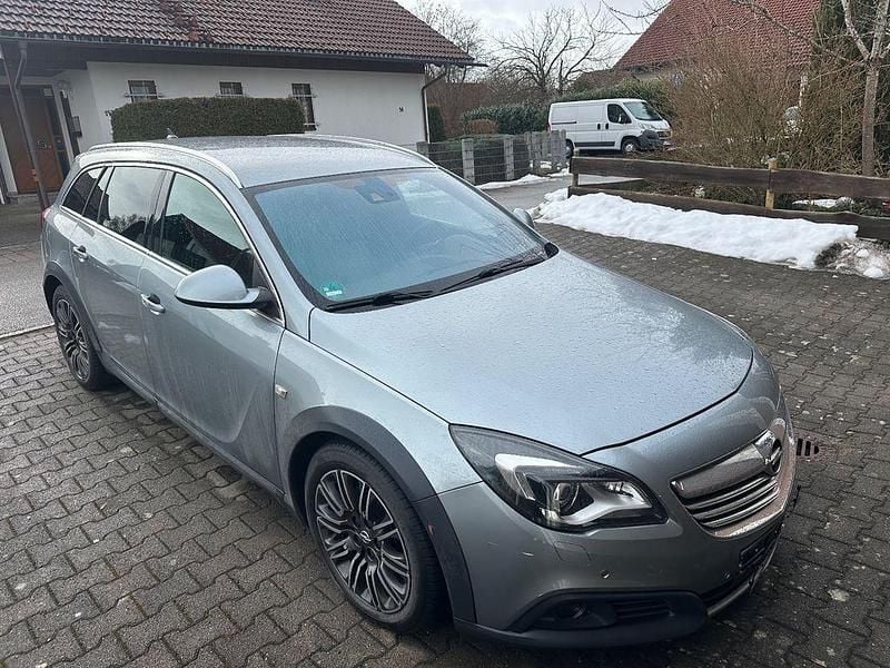 Gebraucht Opel Insignia Country Tourer 163 PS (119 kW) 2013 Grau Kombi