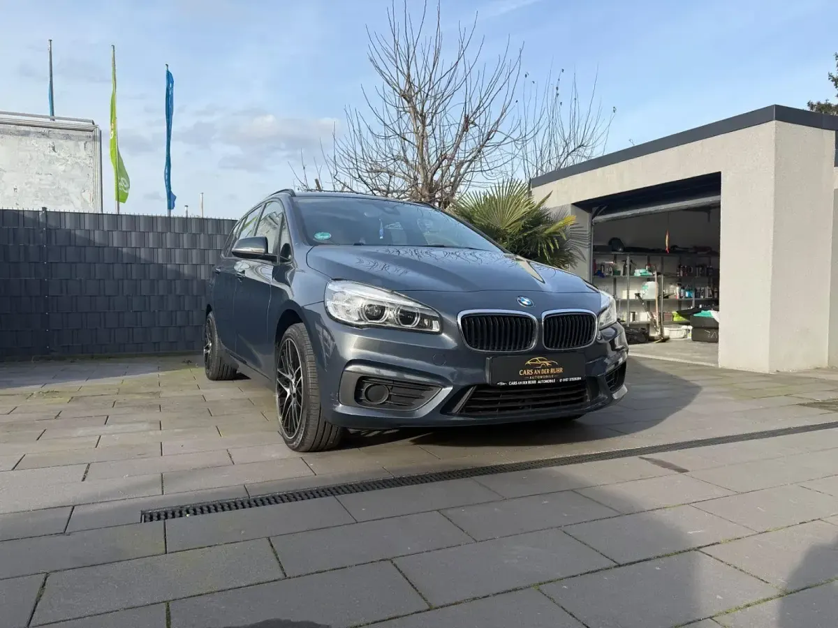 Gebraucht BMW 218 Gran Tourer 136 PS (100 kW) 2015 Grau Van / Kleinbus