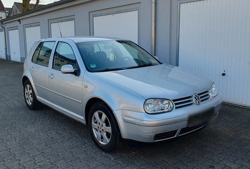 Gebraucht VW Golf IV Pacific 75 PS (55 kW) 2003 Silber Kleinwagen