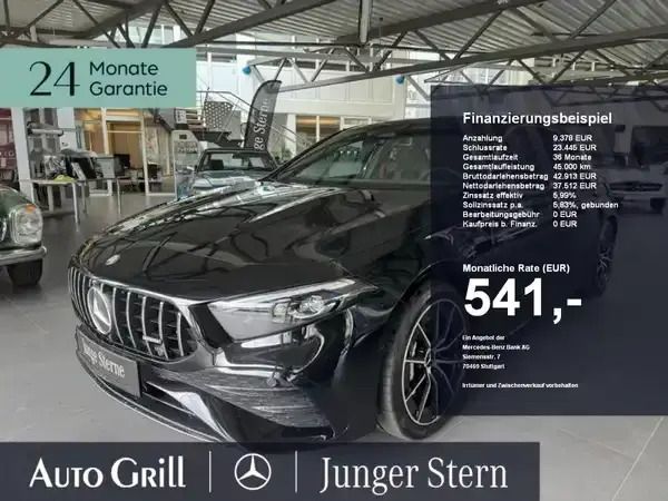 Metalliclack kosmosschwarz Gebraucht 2024 Mercedes A35 AMG AMG Limousine | 42.420 € (Guter Preis) - Bild 1/4