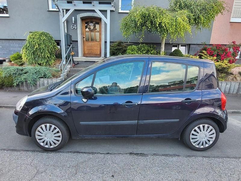 Violett Gebraucht 2009 Renault Modus Avantage Van / Kleinbus | 4.700 € - Bild 1/4