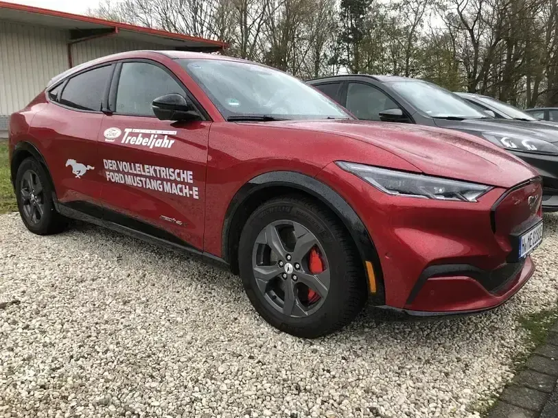 Brugt Ford Mustang Mach-E Extended Range 258 kW (351 HK) 2021 Rød SUV