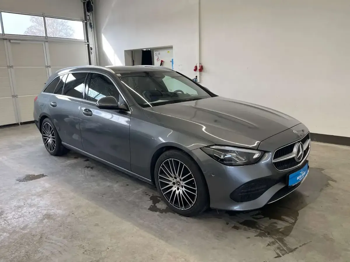 Gebraucht Mercedes C220 Avantgarde 197 PS (144 kW) 2024 Selenitgrau  metalliclack Kombi