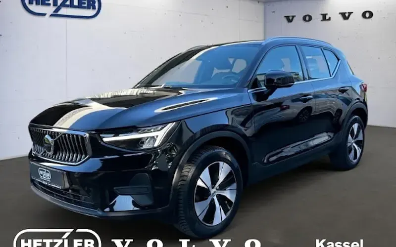 Gebraucht Volvo XC40 Core 211 PS (155 kW) 2022 Black solid (stone) / solid SUV