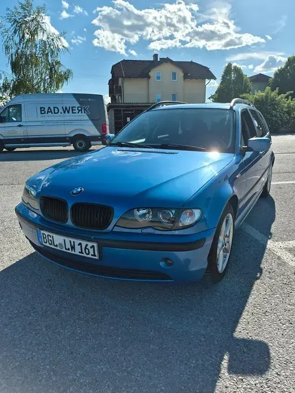 Gebraucht BMW 320 170 PS (125 kW) 2003 Blau Kombi