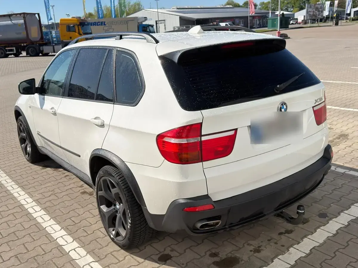 Gebraucht BMW X5 235 PS (172 kW) 2010 Weiß SUV